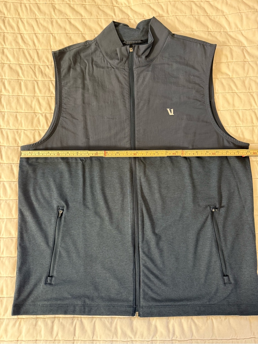 Vuori Sunday Element Performance Vest in Color Ink Heather — XL - Picture 7 of 9